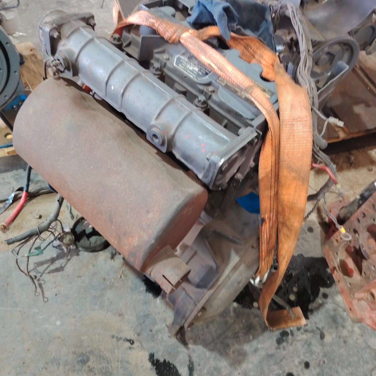 DEUTZ 3 CYL DEUTZ 2011 STRIIPPED FOR PARTS 6DZXL03.1041 / F3L2011-PARTS