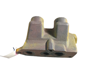 compare product JOHN DEERE OIL REGULATING HOUSING JD6090 / R129820