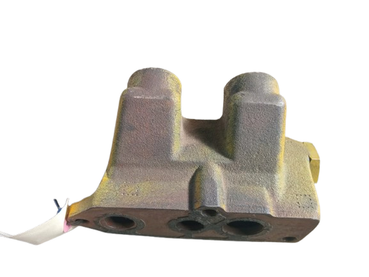 JOHN DEERE OIL REGULATING HOUSING JD6090 / R129820